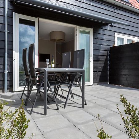 Luxury Holiday Home At The Edge Of Oostkapelle Esterno foto